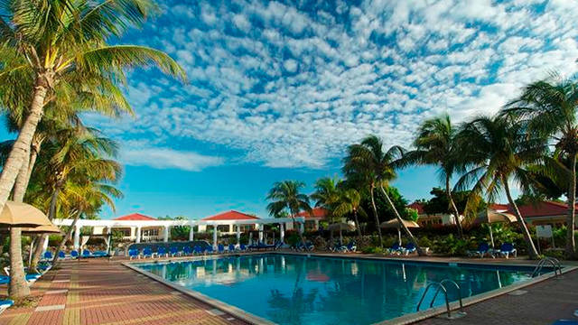 Zwembad Livingstone Jan Thiel Resort