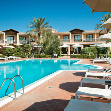 Zwembad Hotel Santa Gilla