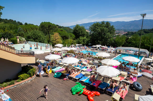 Last minute vakantiepark Toscane 🏕️ Norcenni Girasole Village