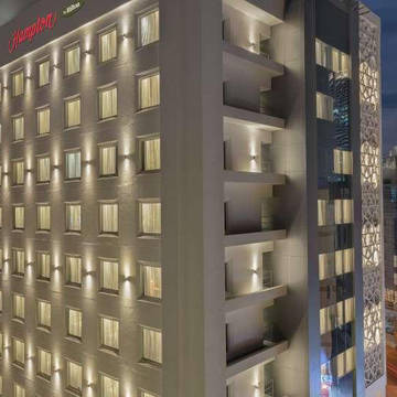 Hotel Hampton by Hilton Al Barsha