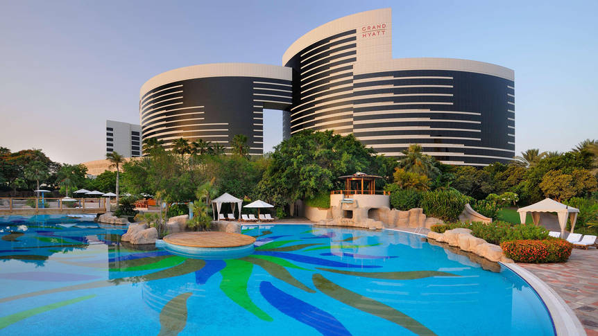 Zwembad Hotel Grand Hyatt Dubai