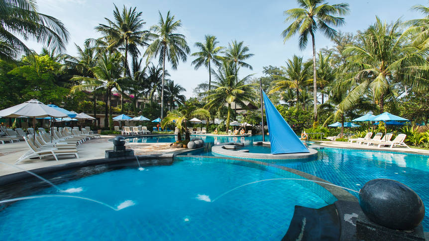 Holiday Inn Resort Phuket - Zwembad Holiday Inn Resort Phuket