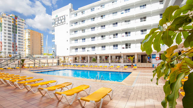 Zwembad Hotel Port Fiesta Park