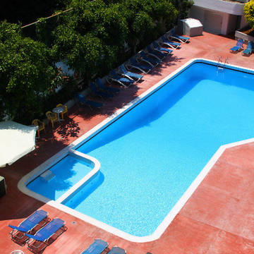 Zwembad Hotel Porto Plazza