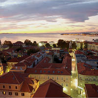 Zadar bij nacht