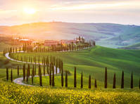 Toscane landschap zonsondergang
