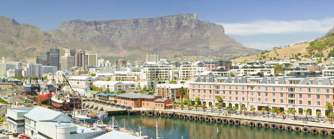 Kaapstad met de Tafelberg op de achtergrond