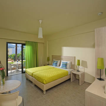 Voorbeeld Deluxe kamer Kristalli Hotel Apartments