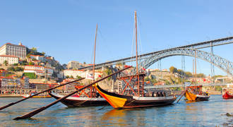 Op de rivier de Douro kan je verschillende mooie boottochtjes maken