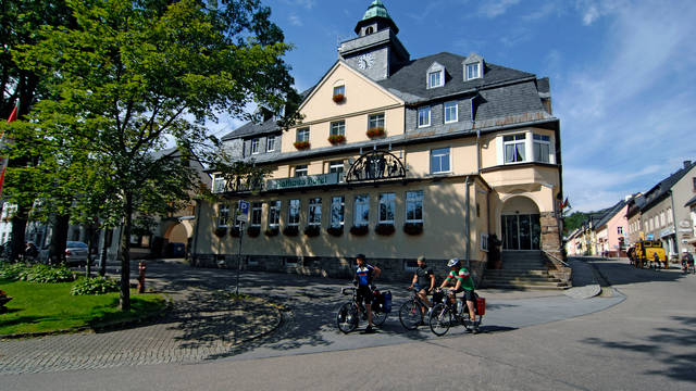 Aanzicht Rathaushotels Oberwiesenthal