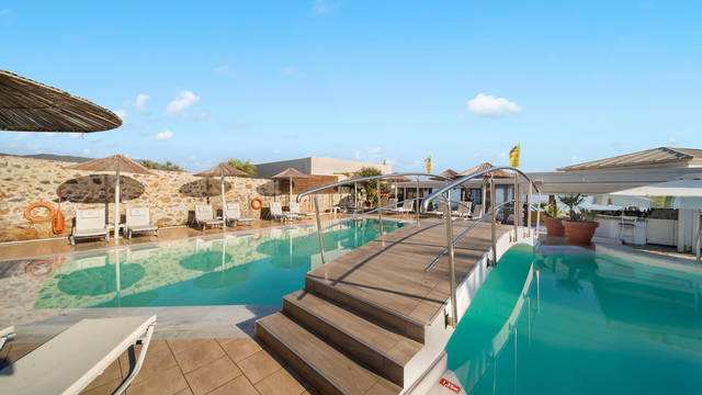 Zwembad Aeolos Beach Resort Hotel