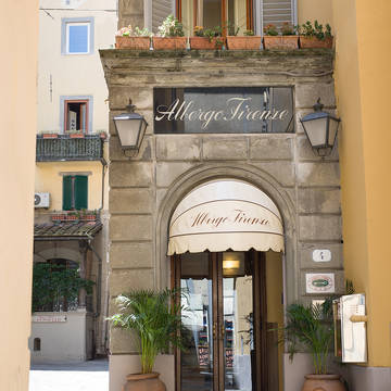 Buitenkant Hotel Albergo Firenze