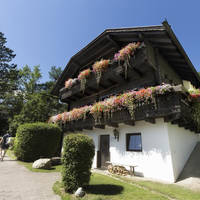 Naturel Hoteldorf Schonleitn