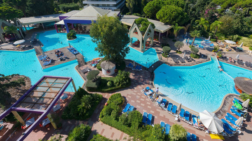 Zwembad Dionysos Hotel
