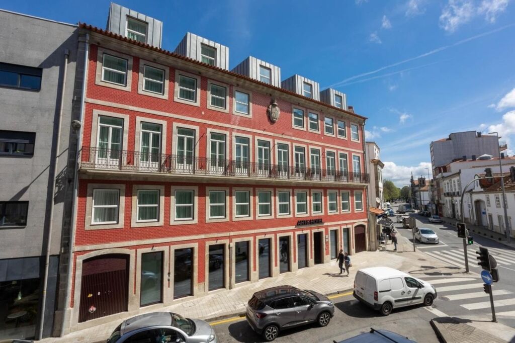 Arts Hotel Porto Tapestry Collection by Hilton - Porto, Portugal