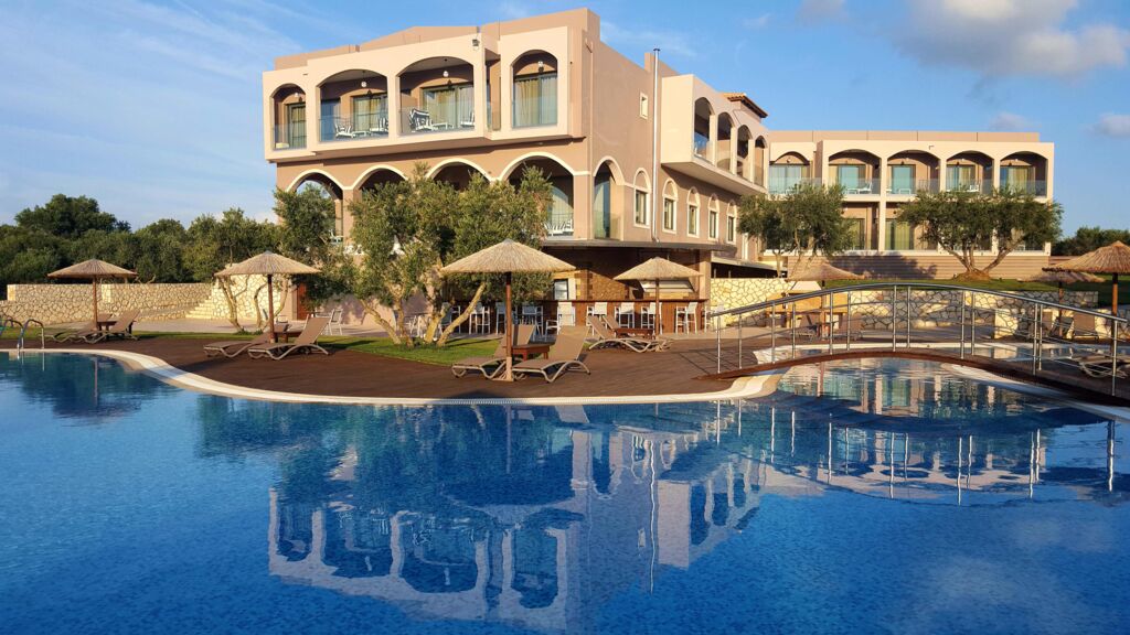 Elegance Luxury Executive Suites - Tragaki, Griekenland