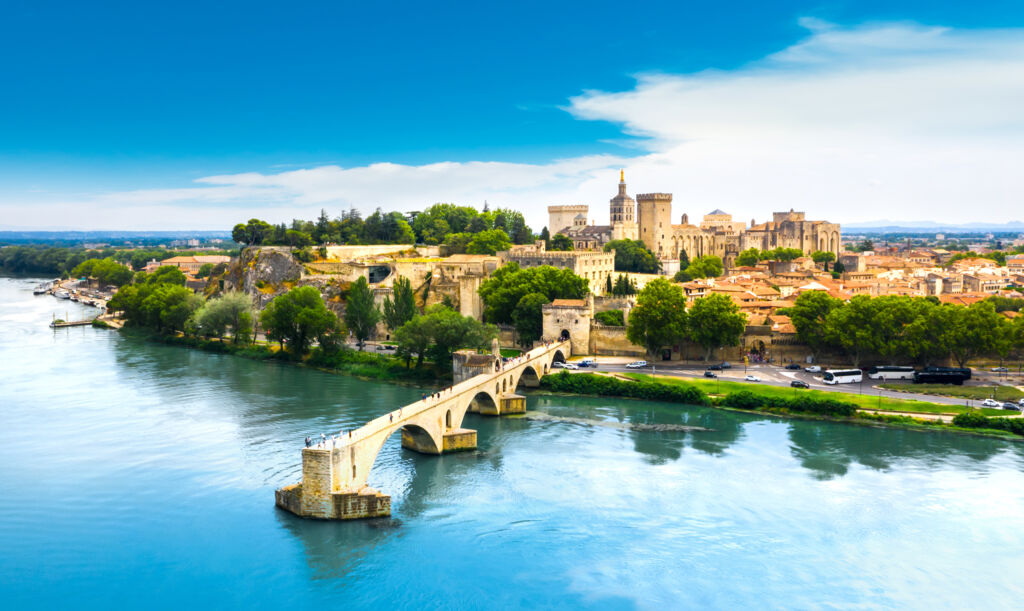 HS Amadeus Provence - Cruisehaven, Cruises