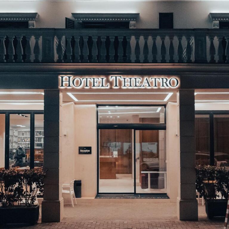 Theatro - Tirana, Albanië