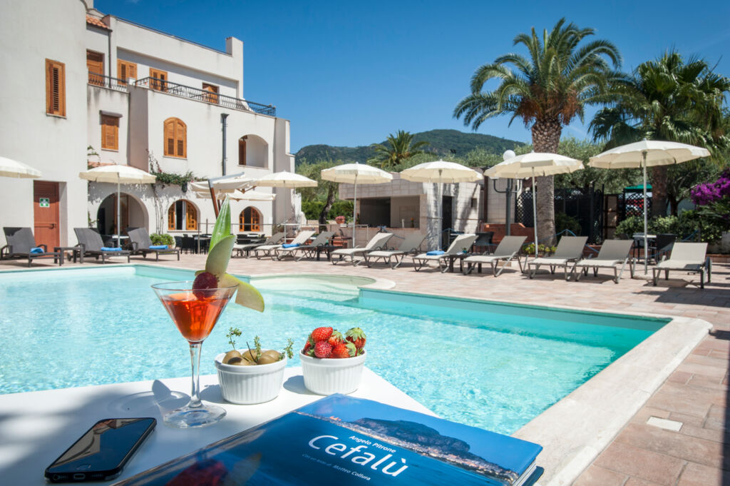 Baia del Capitano - Cefalù