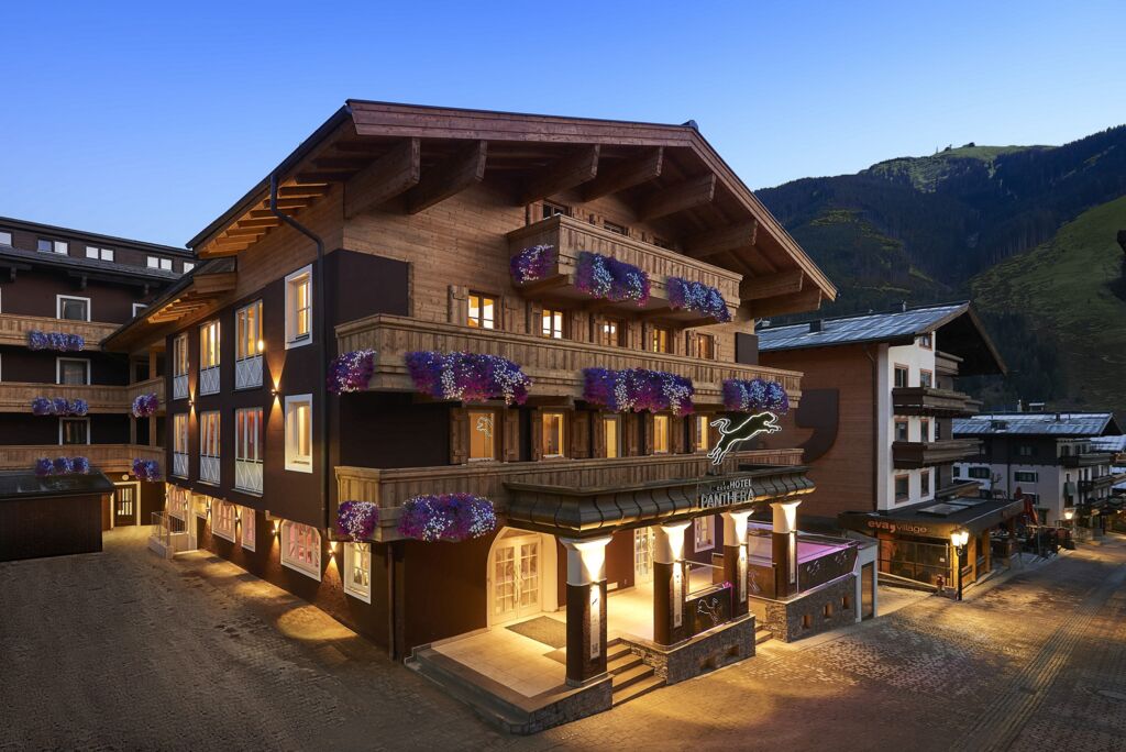 Panther' A - Saalbach, Oostenrijk