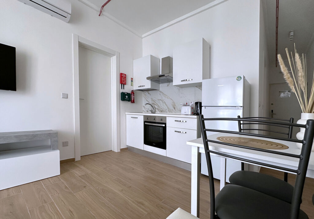 Miami Apartments - St. Julian's