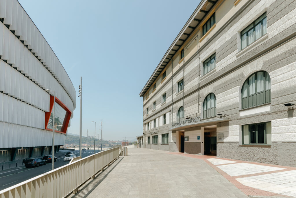 abba Euskalduna (ex Hesperia Zubialde) - Bilbao